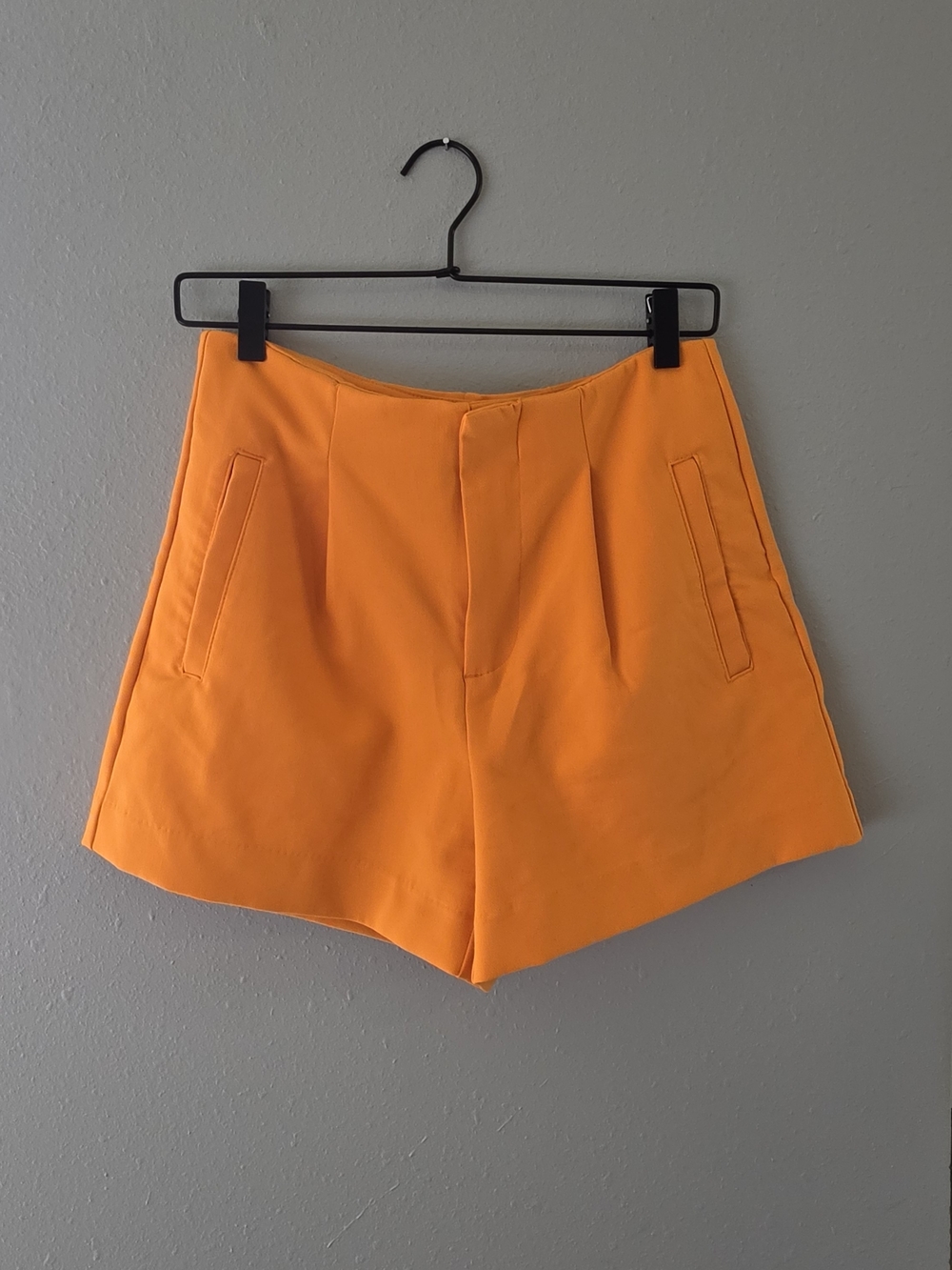 A New Day Orange High Rise Tailored Shorts Size 6 Pockets Stretch